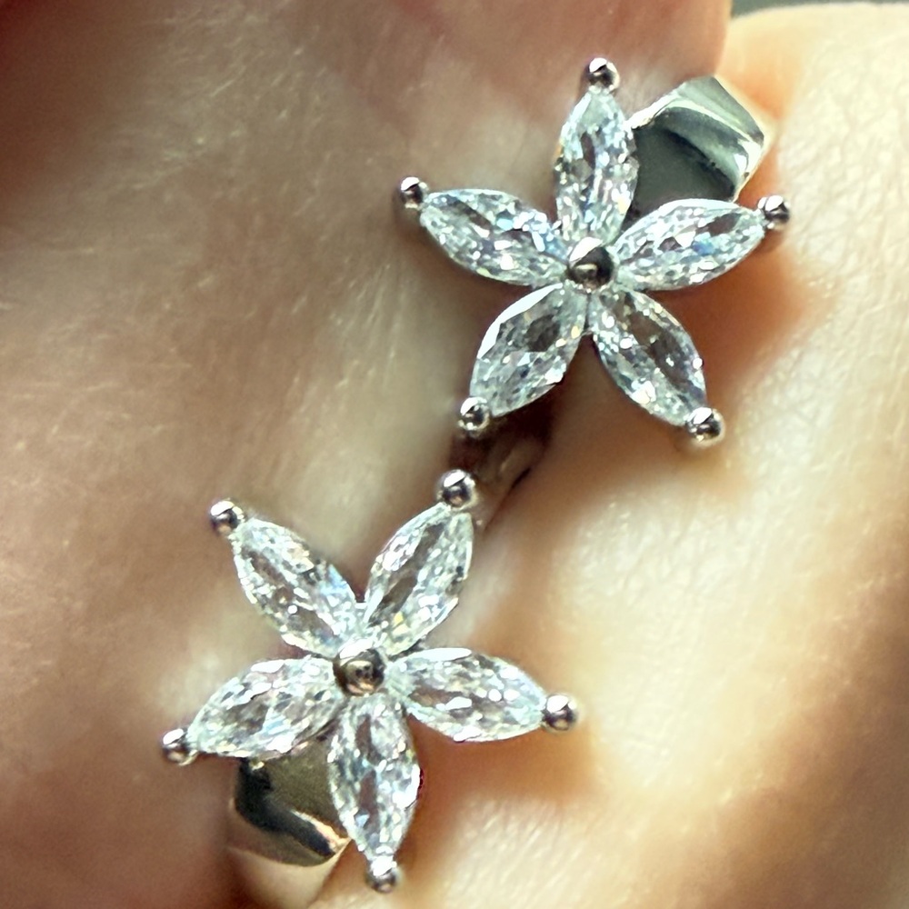NWT Pretty Bird Jewelry White gold plated mini Huggies earrings